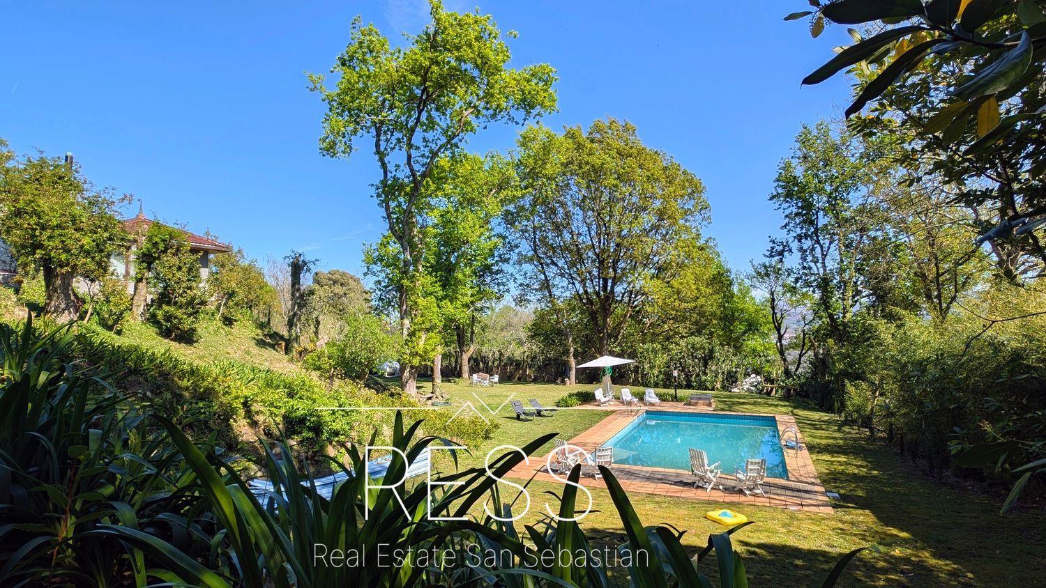 105256326 15384466 foto 146654 - Se vende: Casa con jard&iacute;n y piscina en Hondarribia, Pa&iacute;s Vasco