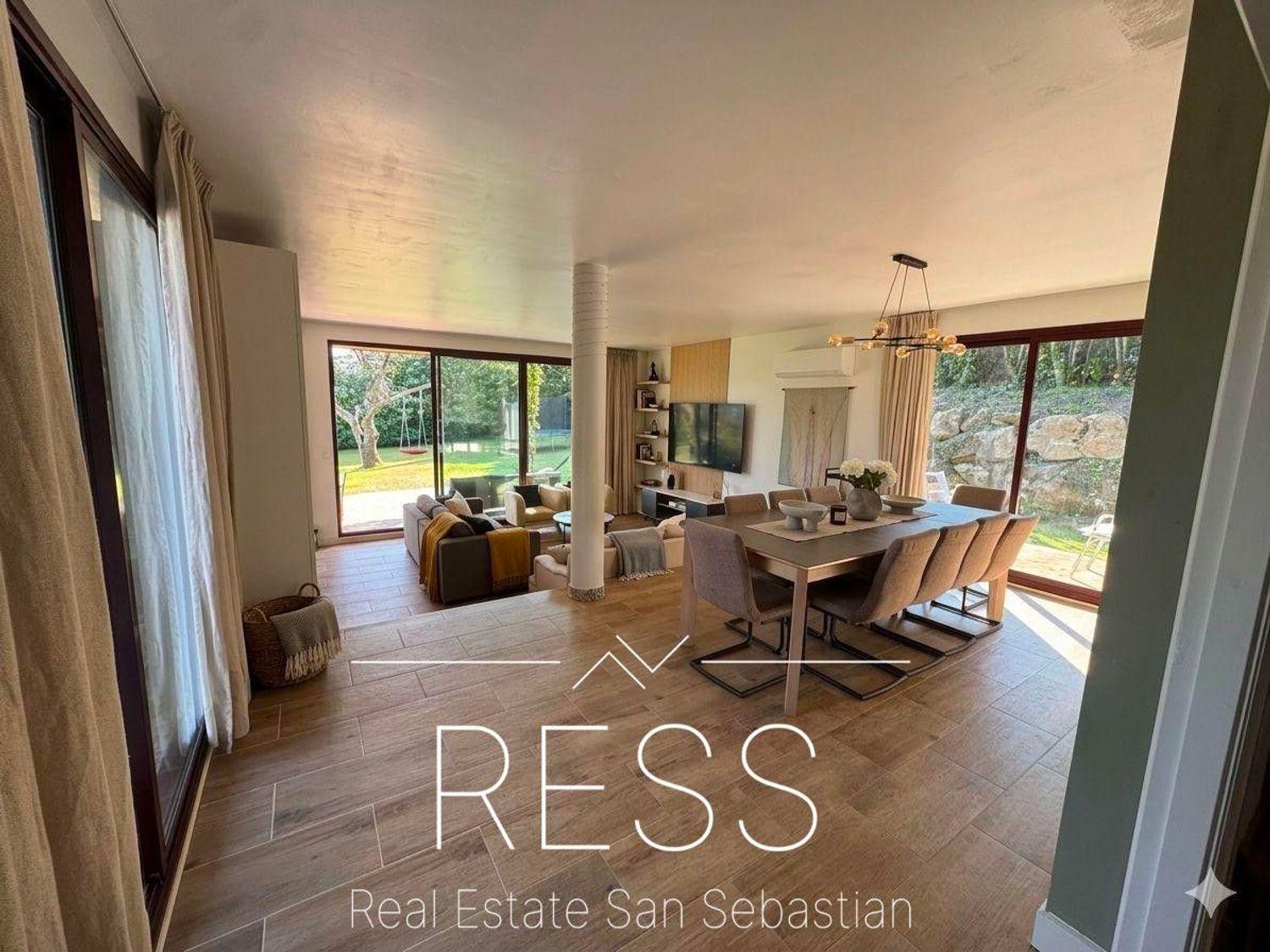 105256326 15384466 foto 892387 - Se vende: Casa con jard&iacute;n y piscina en Hondarribia, Pa&iacute;s Vasco