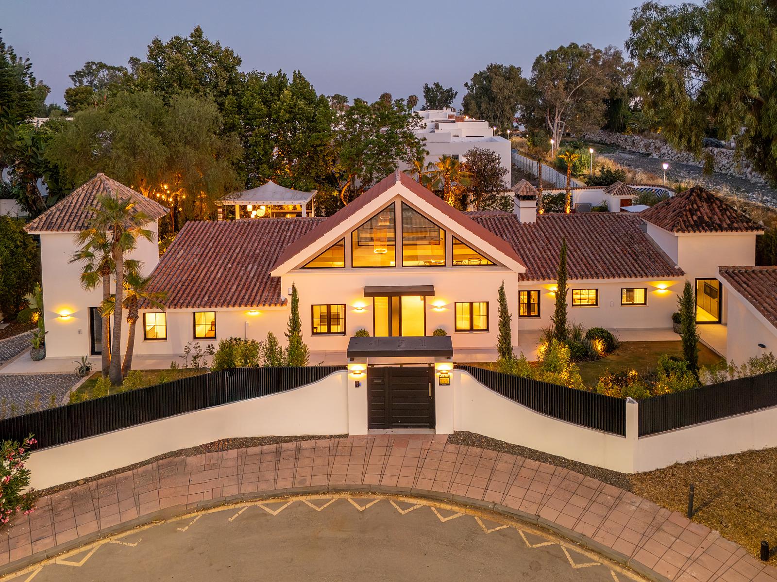 Villa de lujo y estilo contemporáneo a la venta en Marbella, Costa del Sol 207659145 14970812 foto 636154 - Villa de lujo y estilo contemporáneo a la venta en Marbella, Costa del Sol