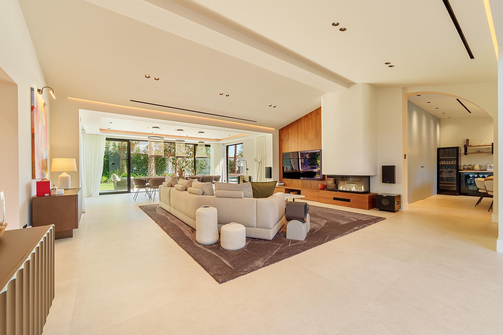 Villa de lujo y estilo contemporáneo a la venta en Marbella, Costa del Sol 207659145 14970812 foto 884719 - Villa de lujo y estilo contemporáneo a la venta en Marbella, Costa del Sol