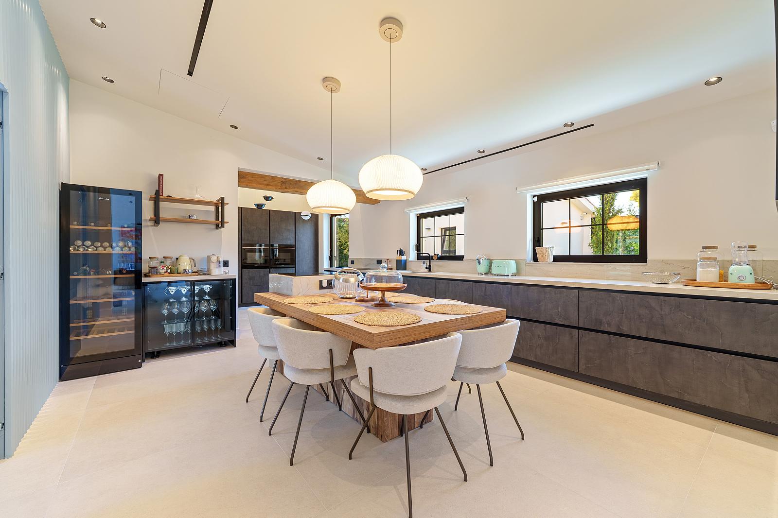Villa de lujo y estilo contemporáneo a la venta en Marbella, Costa del Sol 207659145 14970812 foto 902270 - Villa de lujo y estilo contemporáneo a la venta en Marbella, Costa del Sol