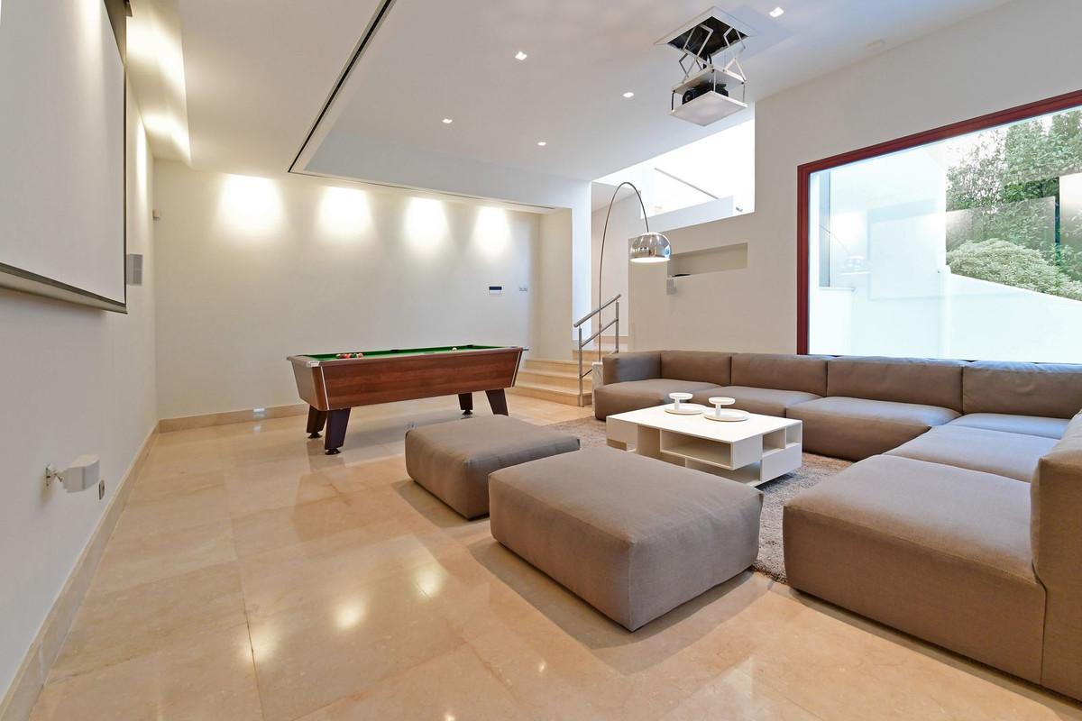 En venta: Villa de lujo con vistas panorámicas en Marbella 247913312 15320861 foto 571625 - En venta: Villa de lujo con vistas panorámicas en Marbella