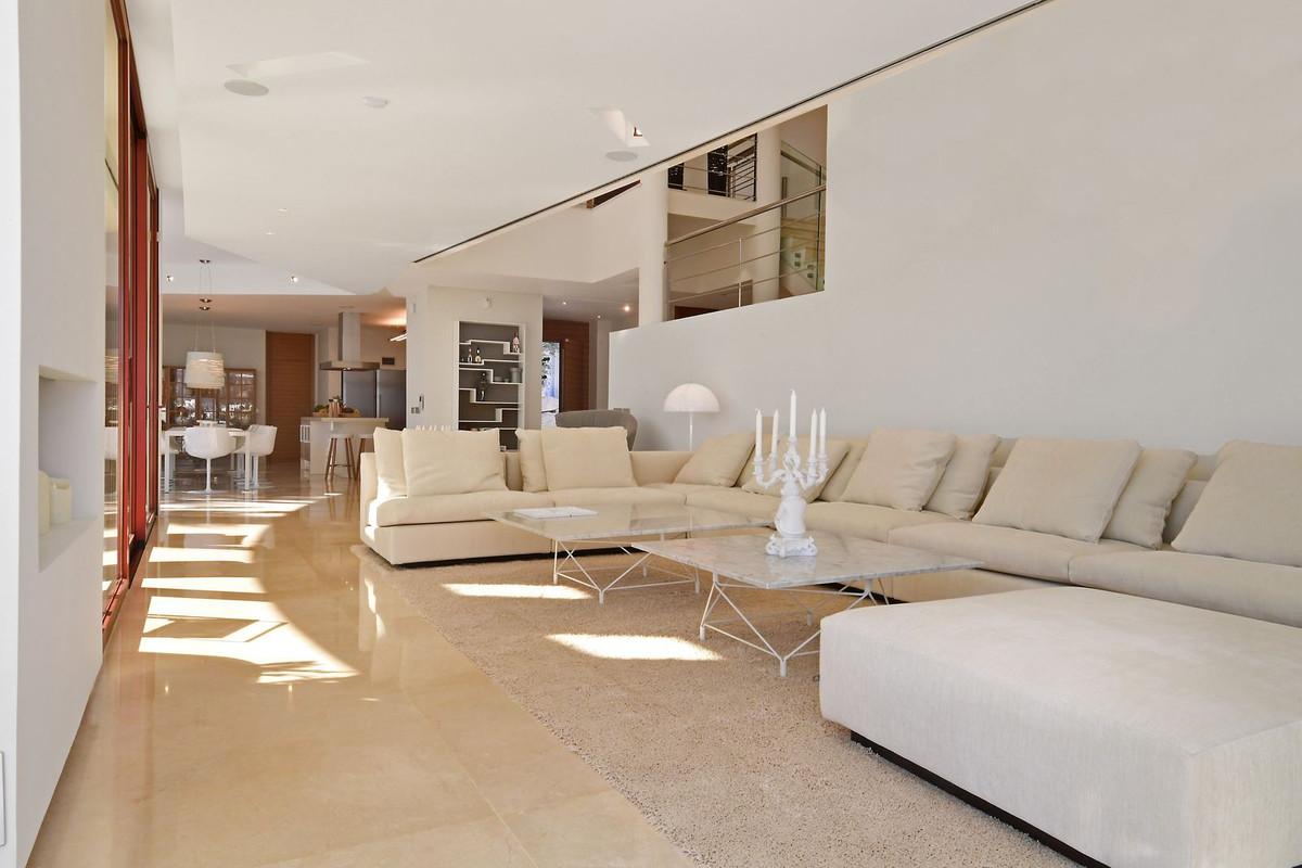 En venta: Villa de lujo con vistas panorámicas en Marbella 247913312 15320861 foto 823100 - En venta: Villa de lujo con vistas panorámicas en Marbella
