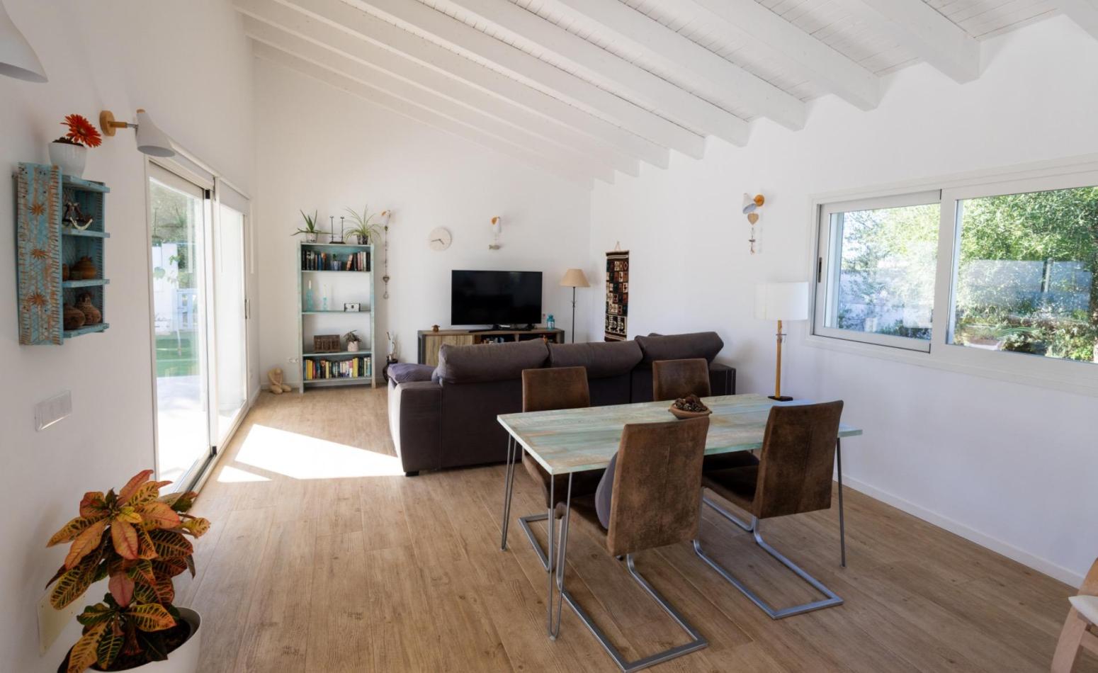 254642014 15518816 foto 296085 - En venta: Chalet con piscina y casa de invitados en Mallorca, Baleares
