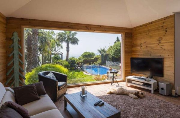 67813633 2468039 foto 434340 600x395 - Vistas a Africa y un paraiso natural en una villa en Tarifa (C&aacute;diz)
