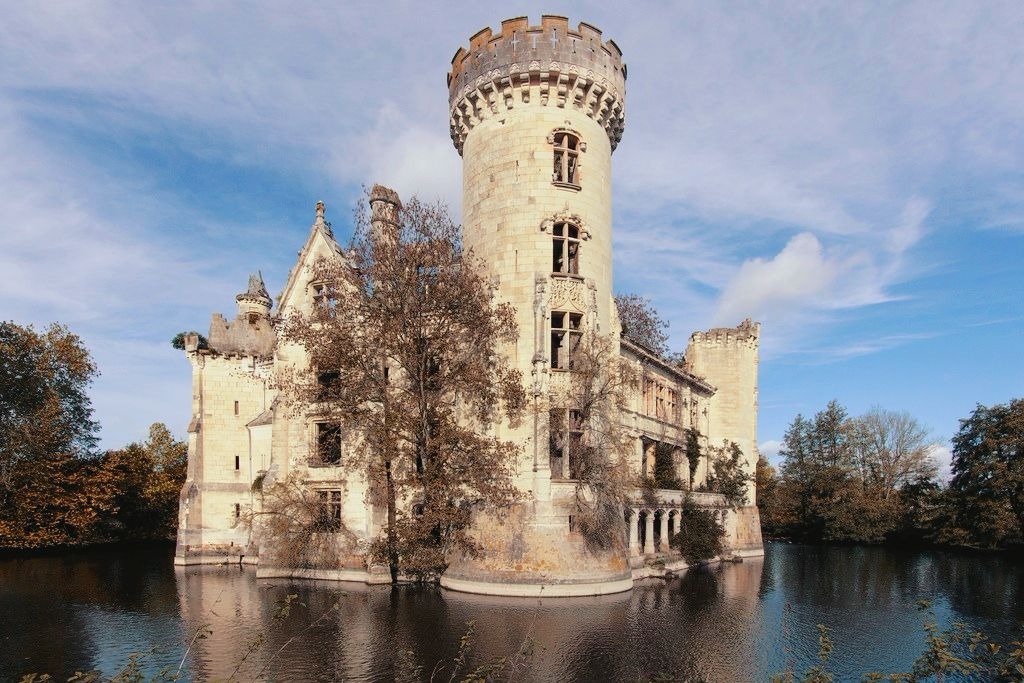 Château de la Mothe Chandeniers 21 - Un castillo francés salvado del derribo gracias al crowdfunding inmobiliario