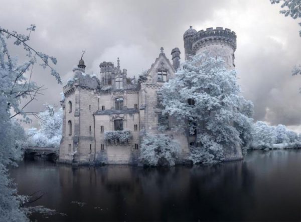 Un castillo francés salvado del derribo gracias al crowdfunding inmobiliario castillo mothe chandeniers 1 600x443 - Un castillo francés salvado del derribo gracias al crowdfunding inmobiliario