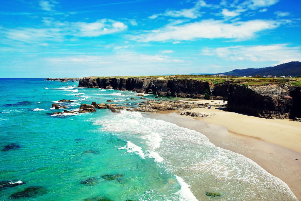 Las mejores playas de España para visitar durante el verano mejores playas espana las Catedrales 1024x683 - Las mejores playas de España para visitar durante el verano